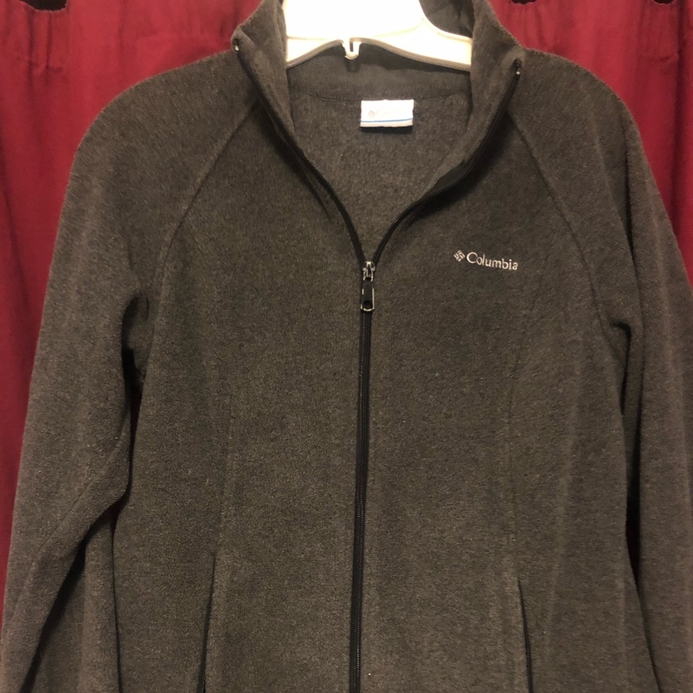 Columbia zip up grey size medium